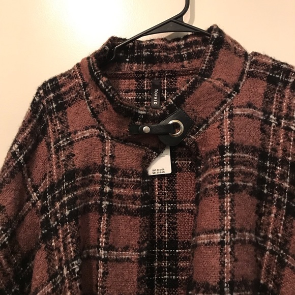 NWT Plus Size Torrid Brown Tunnel Neck Cape Poncho Fashionable - Picture 9 of 13